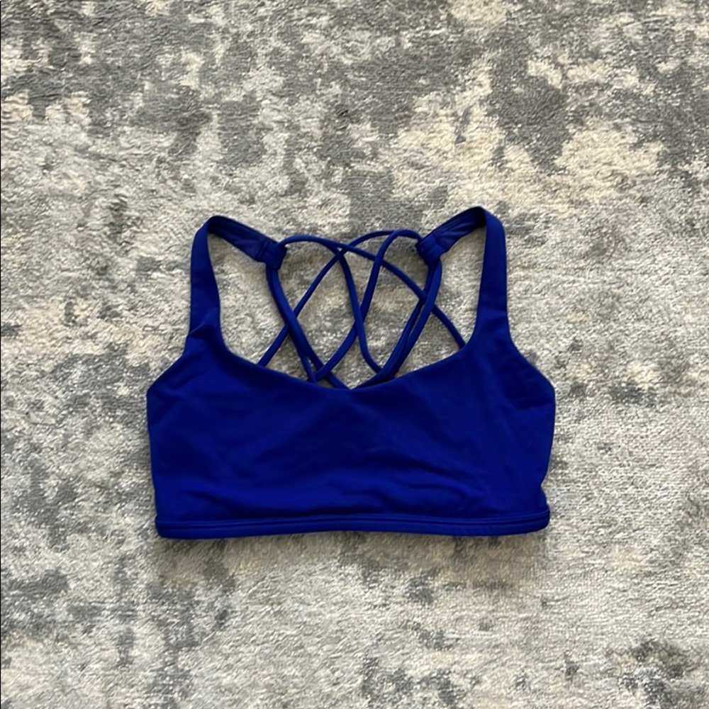 Lululemon Free To Be Sports Bra